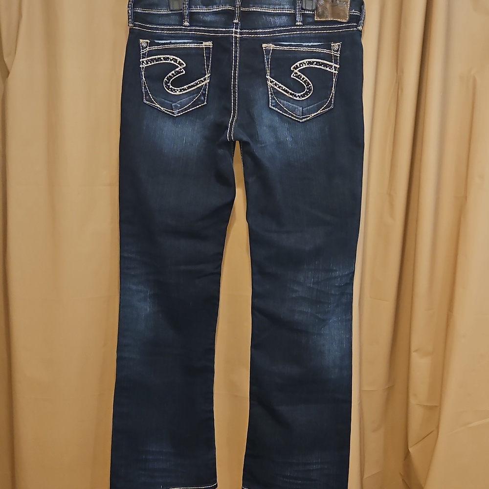 CLEARANCE SALE! Silver Jeans Dark Blue Jeans with Contrast Stitching - Picture 3 of 5